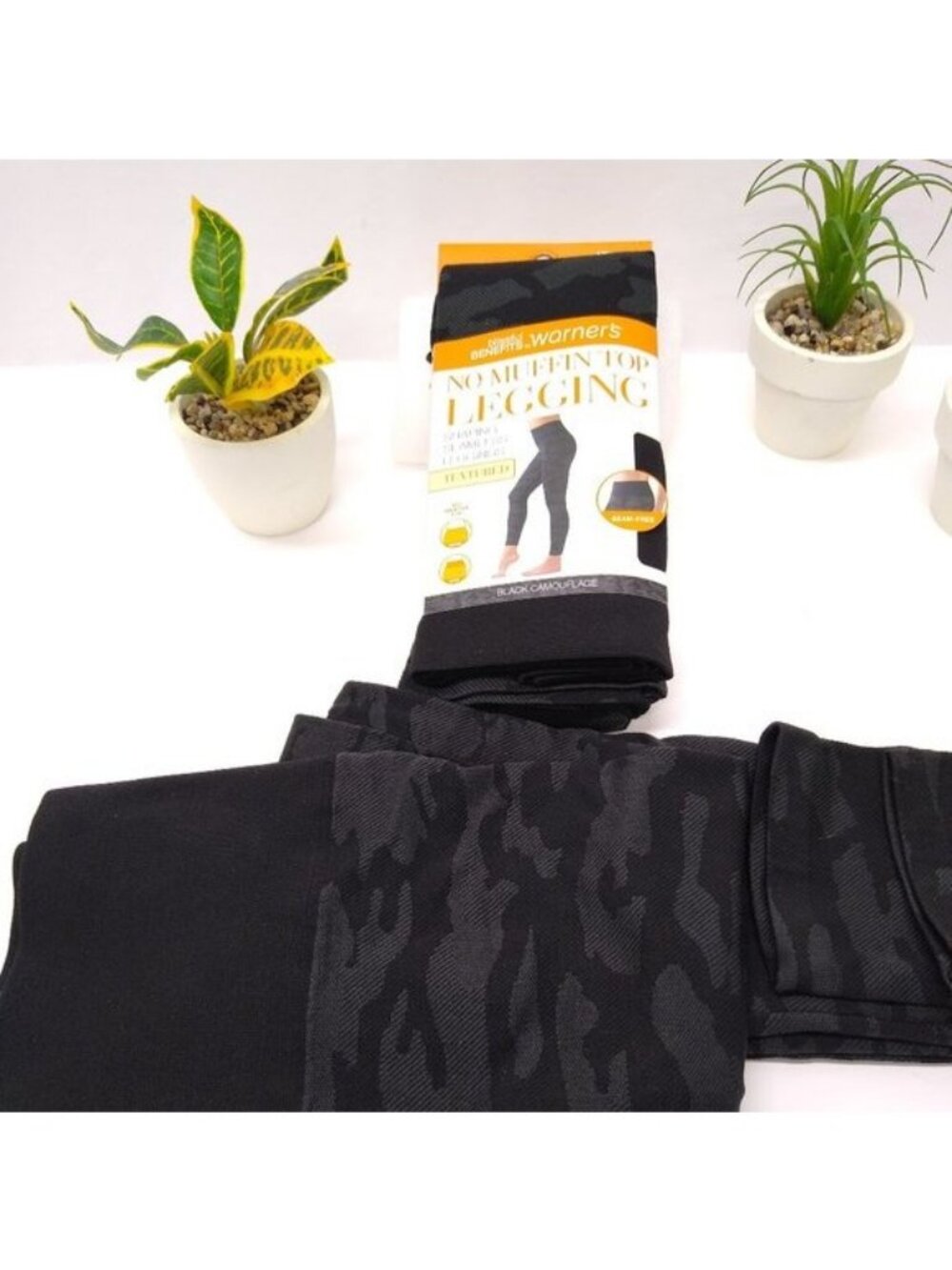 Warner's Blissful Benefits No Muffin Top Textured Leggings L/XL Black Camouflage